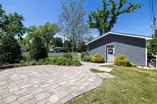 903 Vine St, Wisconsin Dells, WI 53965 - Photo 4