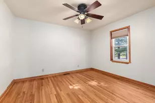 1029 N Bequette St, Ridgeville, WI 53533 - Photo 20