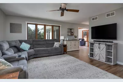 335 Belle Avenue, Belleville, WI 53508 - Photo 6