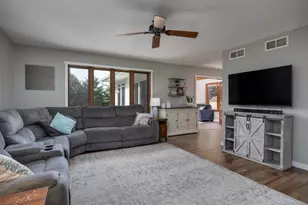 335 Belle Ave, Belleville, WI 53508 - Photo 6
