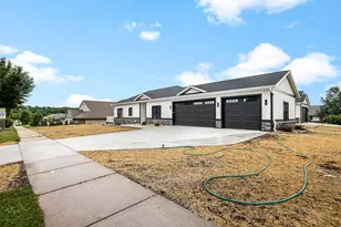 217 Dale Dr, Lodi, WI 53555 - Photo 2