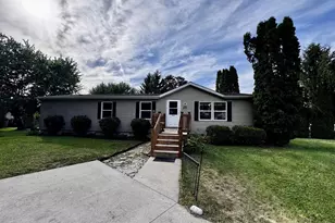 403 S Depot St, Fox Lake, WI 53933 - Photo 2