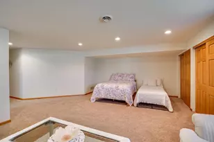 3833 Maple Grove Dr, Madison, WI 53719 - Photo 38