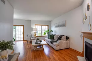 3833 Maple Grove Dr, Madison, WI 53719 - Photo 6