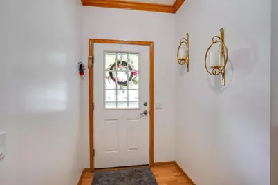 3833 Maple Grove Drive, Madison, WI 53719 - Photo 4