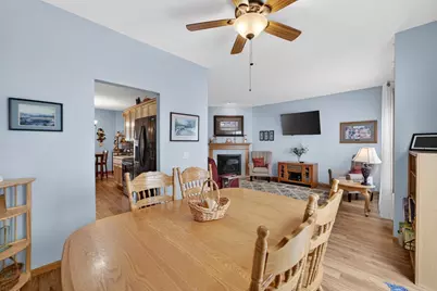 3867 Maple Grove Drive, Madison, WI 53719 - Photo 6