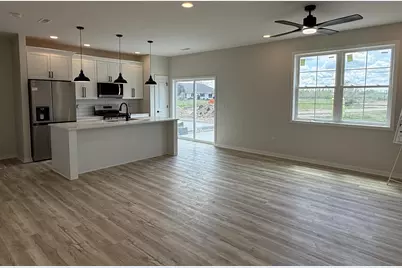 3164 S Bartells Dr Drive #102, Beloit, WI 53511 - Photo 6