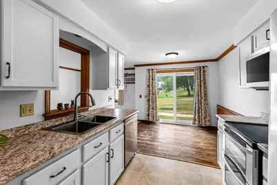 1619 McKenna Boulevard, Madison, WI 53711 - Photo 4