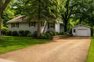 633 Pony Ln, Sun Prairie, WI 53590 - Photo 1