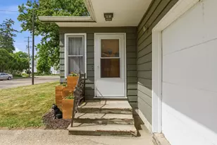 5209 S County Road D Rd, Afton, WI 53501 - Photo 4
