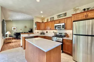 782 N Waveland Rd, Janesville, WI 53548 - Photo 10
