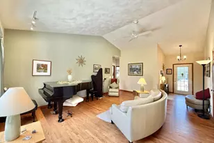 782 N Waveland Rd, Janesville, WI 53548 - Photo 6