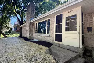 1305 E Johnson St, Madison, WI 53703 - Photo 4