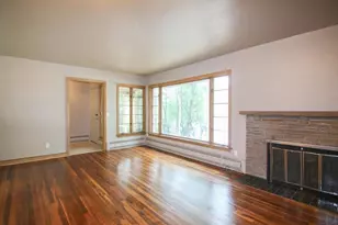 1305 E Johnson St, Madison, WI 53703 - Photo 8
