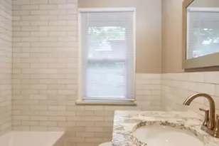 1305 E Johnson St, Madison, WI 53703 - Photo 28