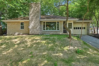 1305 E Johnson Street, Madison, WI 53703 - Photo 1