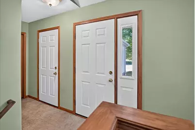1340 Prairie Rose Drive, Sun Prairie, WI 53590 - Photo 6
