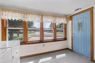 5904 Lake Edge Rd, Mcfarland, WI 53558 - Photo 12