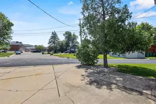 5904 Lake Edge Rd, Mcfarland, WI 53558 - Photo 28