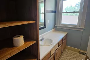 505 W Irving Ave, Oshkosh, WI 54901 - Photo 28