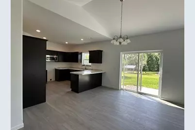104 Langdon Court, Cambria, WI 53923 - Photo 6