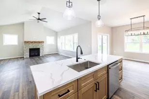 381 Drumlin Loop, Ripon, WI 54971 - Photo 6
