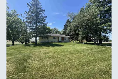 W2023 State 44 Road, Markesan, WI 53946 - Photo 2