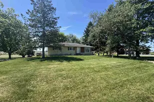 W2023 State 44 Rd, Markesan, WI 53946 - Photo 2