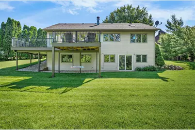 2919 Dolomite Springs Circle, Blue Mounds, WI 53517 - Photo 8