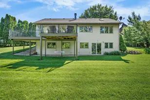 2919 Dolomite Springs Cir, Blue Mounds, WI 53517 - Photo 8