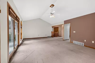 2505 14th Avenue, Monroe, WI 53566 - Photo 8