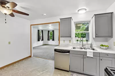 4513 Esch Lane, Madison, WI 53704 - Photo 14
