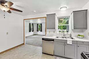 4513 Esch Ln, Madison, WI 53704 - Photo 14