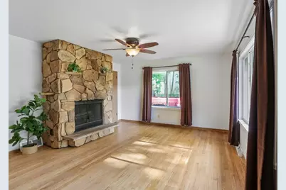 4513 Esch Lane, Madison, WI 53704 - Photo 4