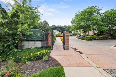 8530 Greenway Boulevard #107, Middleton, WI 53562 - Photo 2