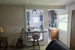 718 S 56th St, West Allis, WI 53214 - Photo 10