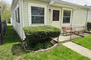 718 S 56th St, West Allis, WI 53214 - Photo 2