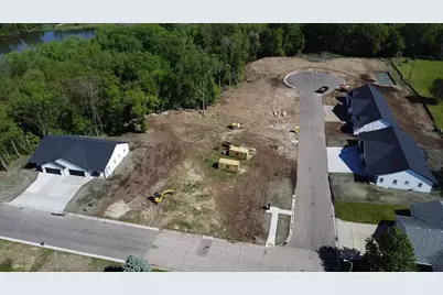 1222 Prairie Avenue, Janesville, WI 53545 - Photo 2