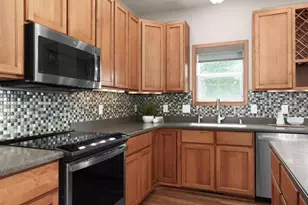 921 South St, DeForest, WI 53532 - Photo 12