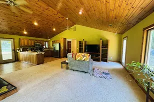 W3591 Twin Ln, Redgranite, WI 54970 - Photo 8
