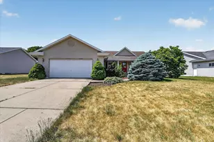 3794 Canvasback Dr, Janesville, WI 53546 - Photo 2
