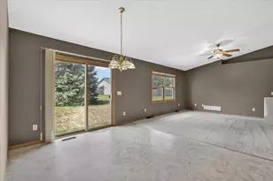 3794 Canvasback Dr, Janesville, WI 53546 - Photo 10
