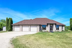 11129 N Charley Bluff Rd, Milton, WI 53563 - Photo 54
