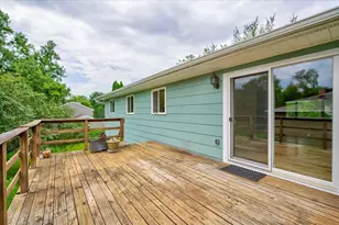 1401 Frisch Rd, Madison, WI 53711 - Photo 6