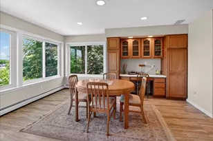 1529 Golf View Rd, Madison, WI 53704 - Photo 8
