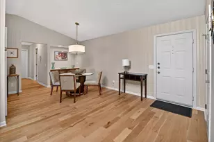 1529 Golf View Rd, Madison, WI 53704 - Photo 16