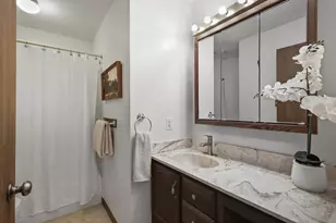 2914 Maple Grove Dr, Madison, WI 53719 - Photo 16