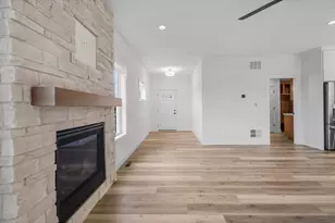 1157 Irene Ct, Waunakee, WI 53597 - Photo 10