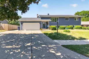 1518 Wolcott St, Janesville, WI 53546 - Photo 4