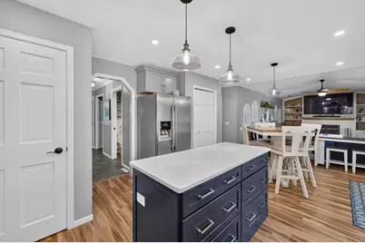 8 Darien Circle, Madison, WI 53717 - Photo 10